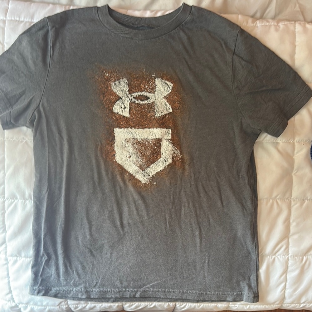 Under Armour Charcoal Tee with White and Brown Accents